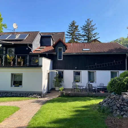 Boettger 아파트 *